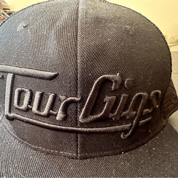 Grassroots adjustable “tour gigs” hat - Picture 2 of 9
